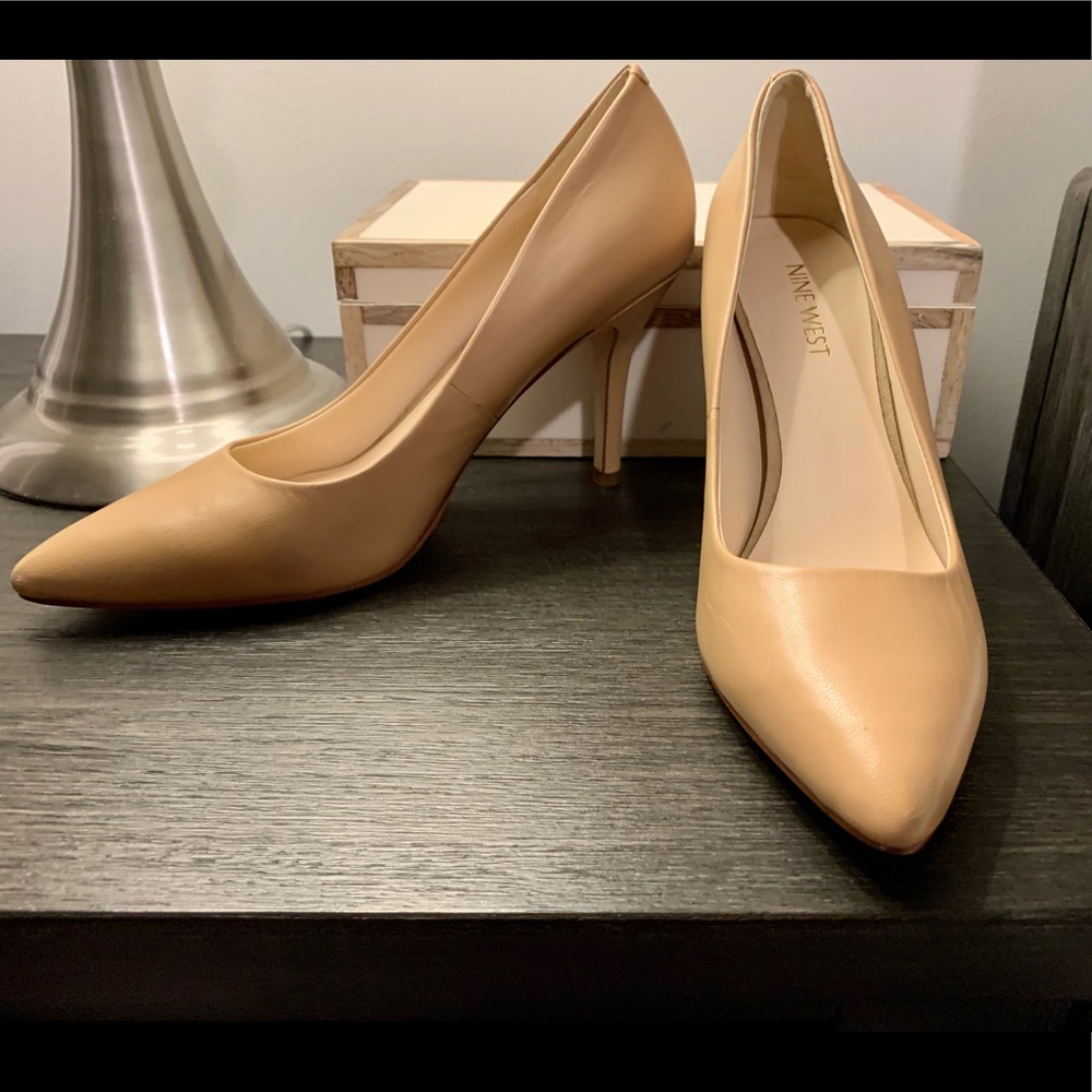 Nine West Beige / Nude Flax 7 1/2